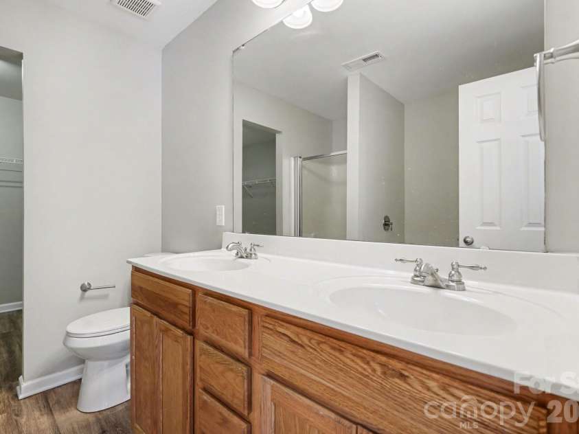 581 Winborne Avenue, Concord, NC 28025.  MLS# CAR4361983, YatesRealty ID 8003. 