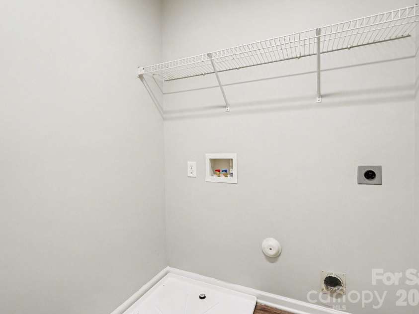 581 Winborne Avenue, Concord, NC 28025.  MLS# CAR4361983, YatesRealty ID 8003. 
