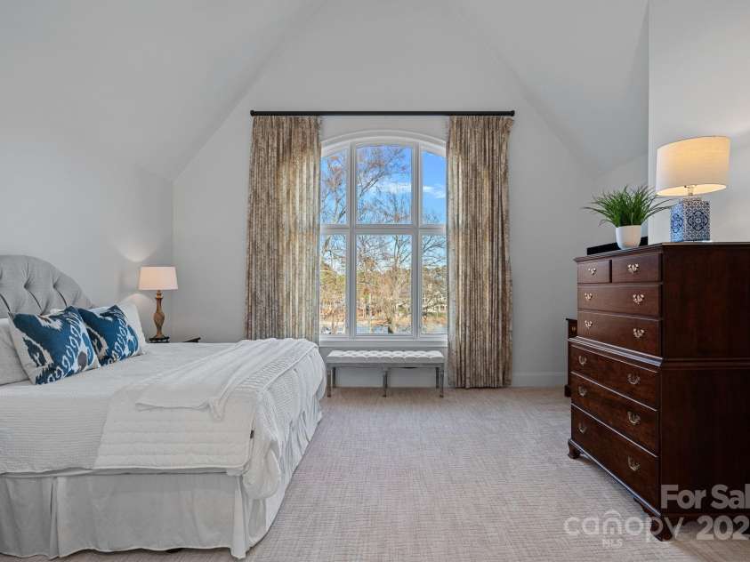 122 Longfellow Lane, Mooresville, NC 28117.  MLS# CAR4222583, YatesRealty ID 8004. 