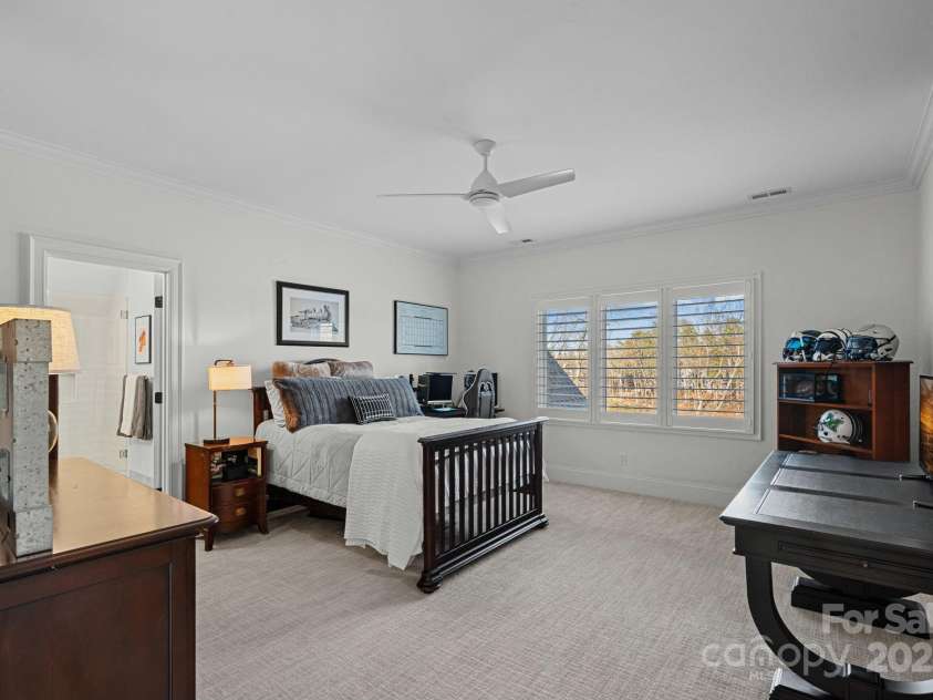 122 Longfellow Lane, Mooresville, NC 28117.  MLS# CAR4222583, YatesRealty ID 8004. 