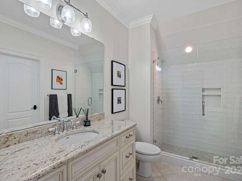 122 Longfellow Lane, Mooresville, NC 28117.  MLS# CAR4222583, YatesRealty ID 8004. 