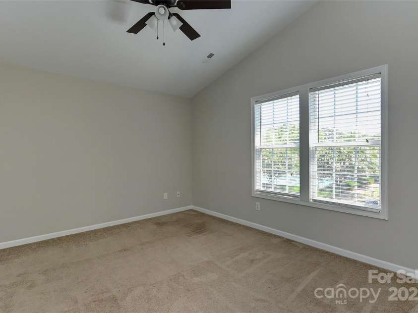 3835 Mohawk Court, Charlotte, NC 28215.  MLS# CAR4242965, YatesRealty ID 8005. 