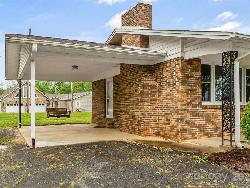 2333 Harmony Grove Road, Nebo, NC 28761.  MLS# CAR4248576, YatesRealty ID 8007. 