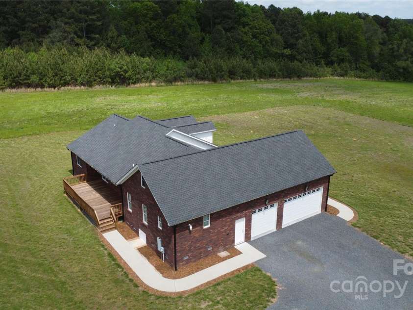 485 Hilltop Road, Oakboro, NC 28129.  MLS# CAR4248673, YatesRealty ID 8008. 