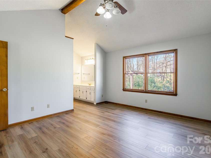 7225 McTeal Place, Charlotte, NC 28262.  MLS# CAR4334886, YatesRealty ID 8008. 