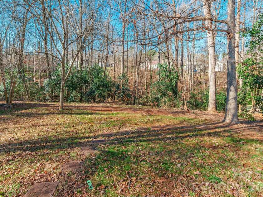 7225 McTeal Place, Charlotte, NC 28262.  MLS# CAR4334886, YatesRealty ID 8008. 