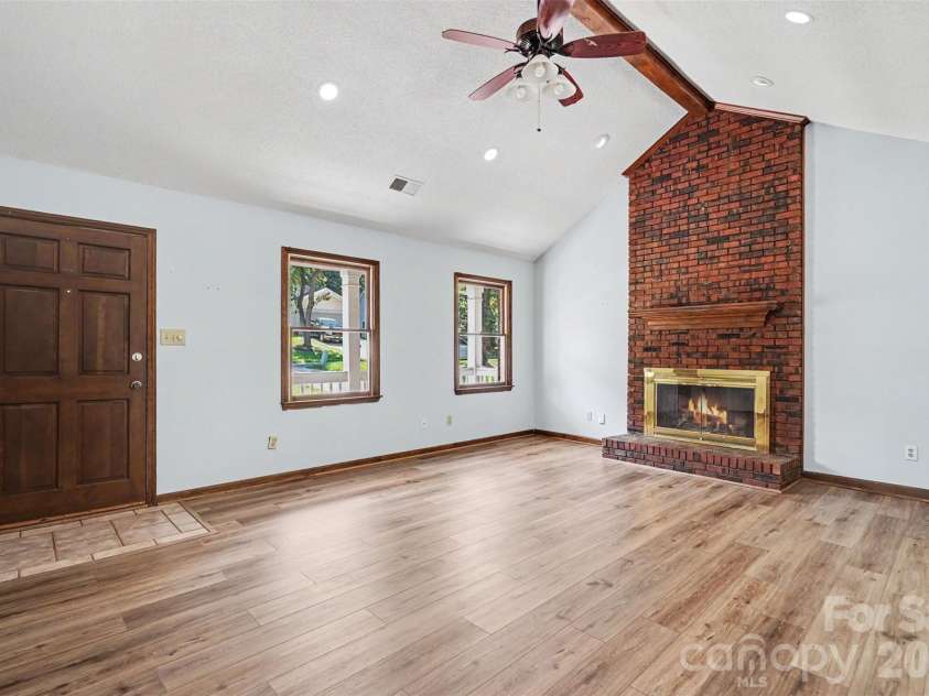 7225 Mcteal Place, Charlotte, NC 28262.  MLS# CAR4421382, YatesRealty ID 8008. 