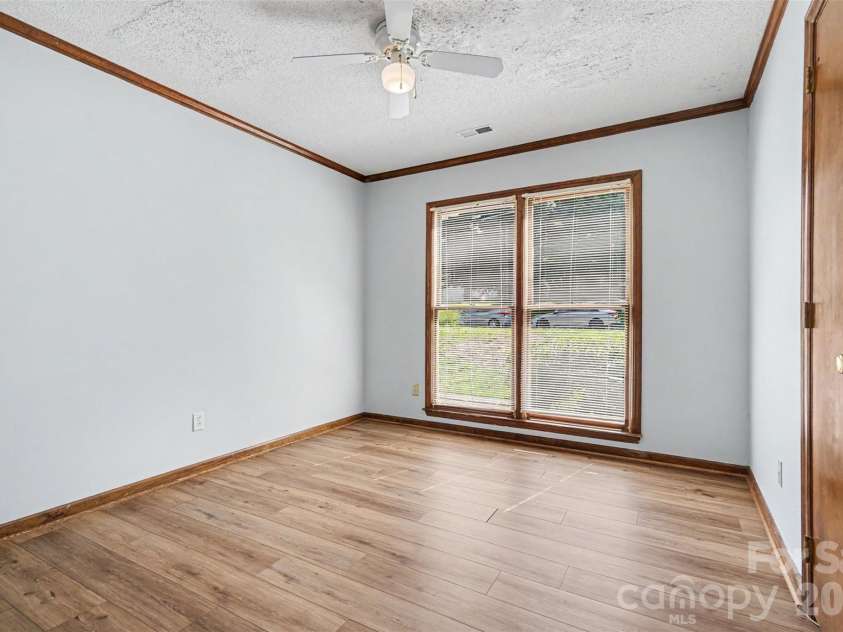 7225 Mcteal Place, Charlotte, NC 28262.  MLS# CAR4421382, YatesRealty ID 8008. 