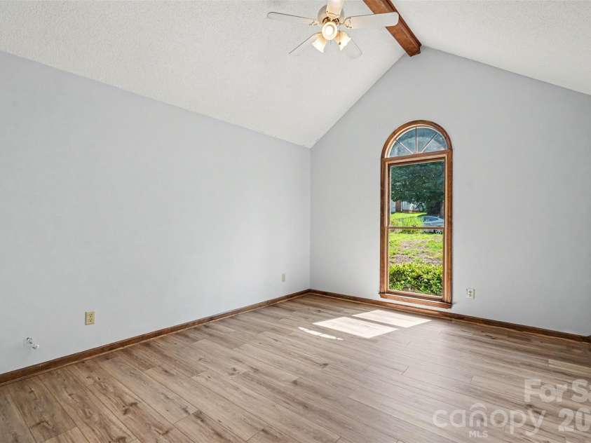 7225 Mcteal Place, Charlotte, NC 28262.  MLS# CAR4421382, YatesRealty ID 8008. 