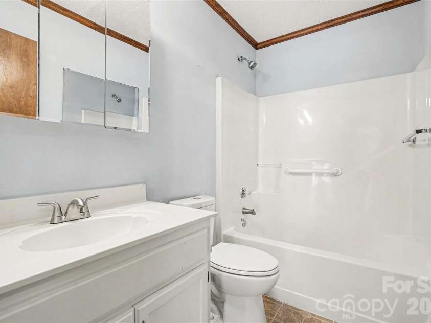 7225 Mcteal Place, Charlotte, NC 28262.  MLS# CAR4421382, YatesRealty ID 8008. 