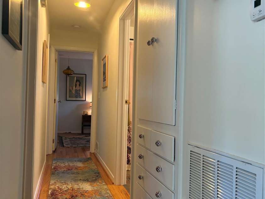 1235 Pinebrook Circle, Hendersonville, NC 28739.  MLS# CAR4309617, YatesRealty ID 8011. Hallway 