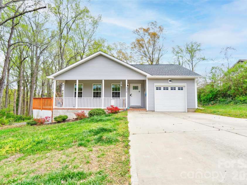208 Poston Street, Shelby, NC 28150.  MLS# CAR4363643, YatesRealty ID 8013. Front