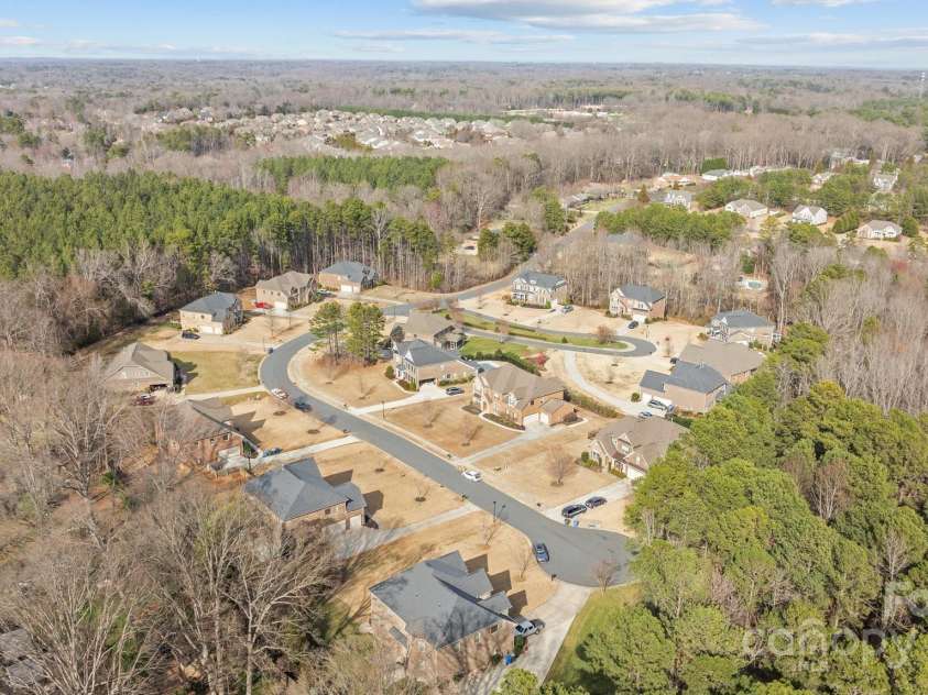 12515 Hashanli Place, Matthews, NC 28105.  MLS# CAR4221773, YatesRealty ID 8015. 