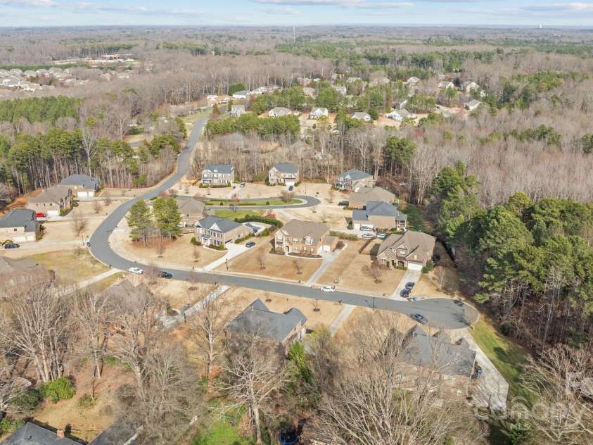 12515 Hashanli Place, Matthews, NC 28105.  MLS# CAR4221773, YatesRealty ID 8015. 