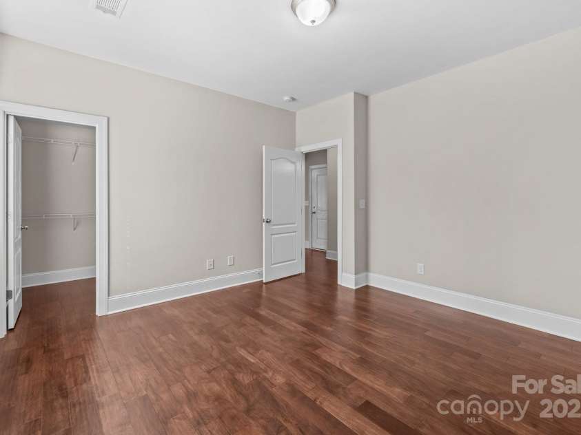 12515 Hashanli Place, Matthews, NC 28105.  MLS# CAR4221773, YatesRealty ID 8015. 