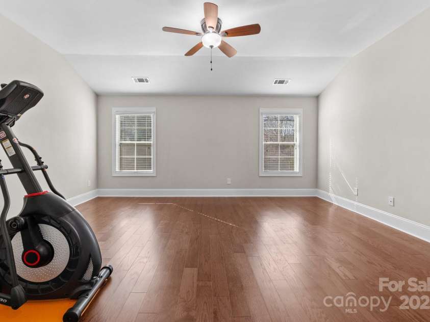 12515 Hashanli Place, Matthews, NC 28105.  MLS# CAR4221773, YatesRealty ID 8015. Step Up Bonus Room