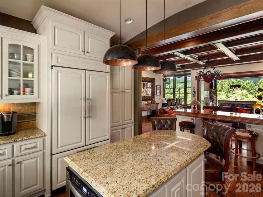 26 Village Oak Drive, Arden, NC 28704.  MLS# CAR4356625, YatesRealty ID 8017. 