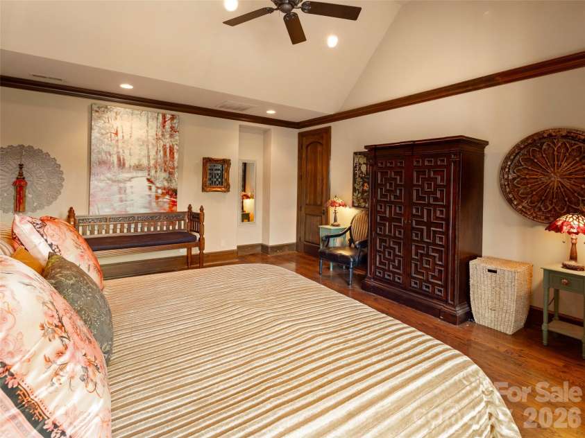 26 Village Oak Drive, Arden, NC 28704.  MLS# CAR4356625, YatesRealty ID 8017. 