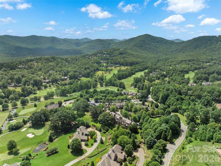 26 Village Oak Drive, Arden, NC 28704.  MLS# CAR4356625, YatesRealty ID 8017. 