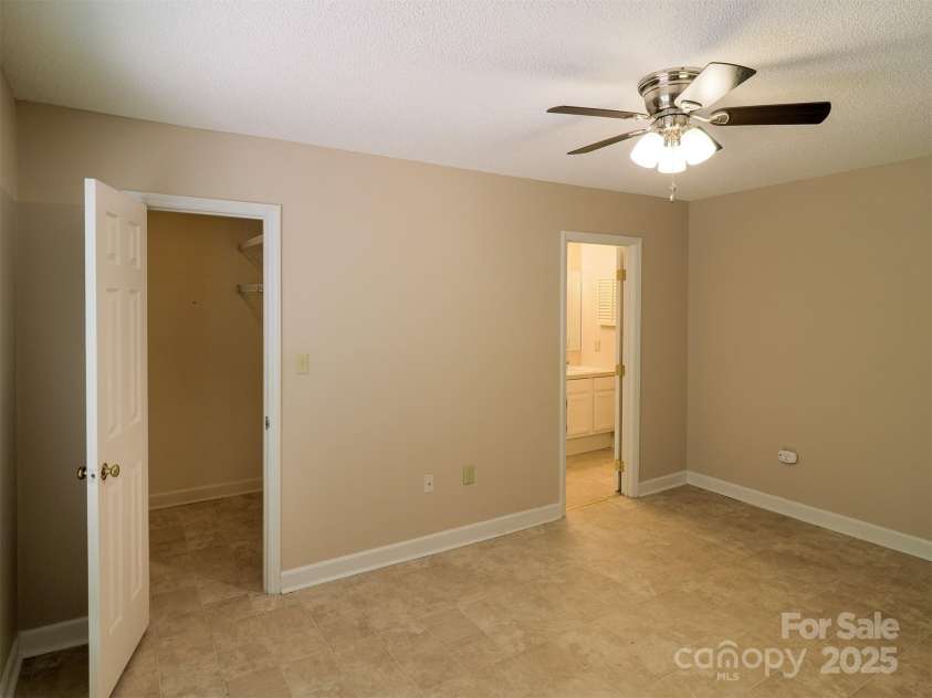 380 Sweetgum Drive, Fort Mill, SC 29715.  MLS# CAR4244694, YatesRealty ID 8017. 