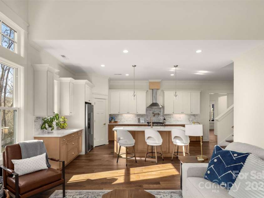 107 Chimney Chase Trail, Hendersonville, NC 28739.  MLS# CAR4251263, YatesRealty ID 8018. 