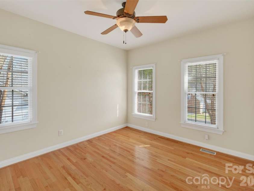1220 Kent Drive, Lancaster, SC 29720.  MLS# CAR4362283, YatesRealty ID 8019. 