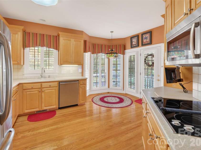 1220 Kent Drive, Lancaster, SC 29720.  MLS# CAR4362283, YatesRealty ID 8019. EIK IN Kitchen