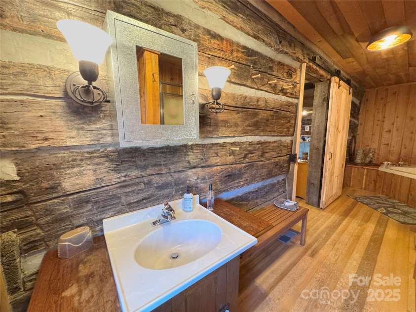 3076 Anderson Cove Road, Marshall, NC 28753.  MLS# CAR4212161, YatesRealty ID 8020. 