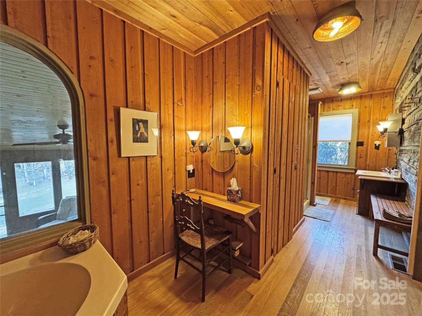 3076 Anderson Cove Road, Marshall, NC 28753.  MLS# CAR4212161, YatesRealty ID 8020. 