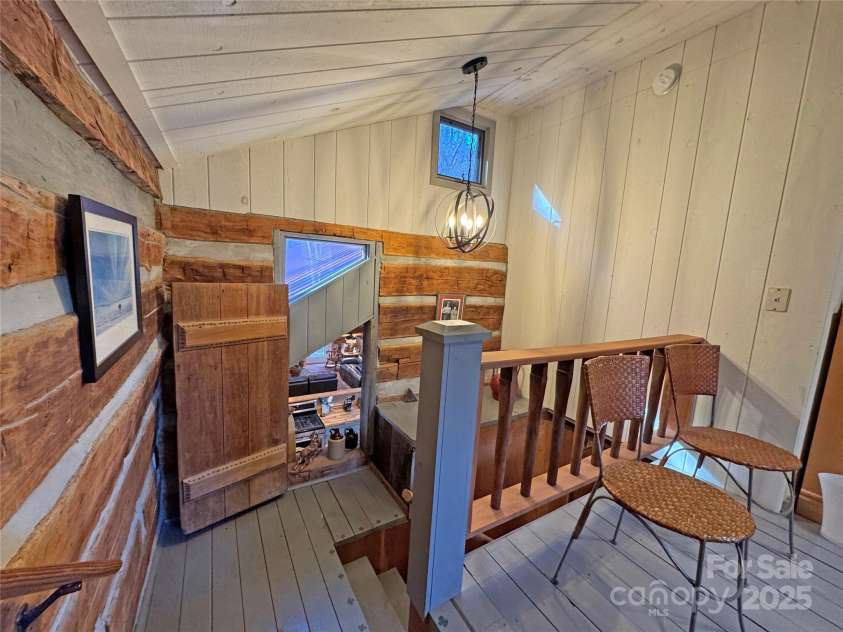 3076 Anderson Cove Road, Marshall, NC 28753.  MLS# CAR4212161, YatesRealty ID 8020. 