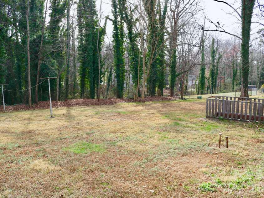2280 19th Avenue, Hickory, NC 28601.  MLS# CAR4354216, YatesRealty ID 8021. Backyard