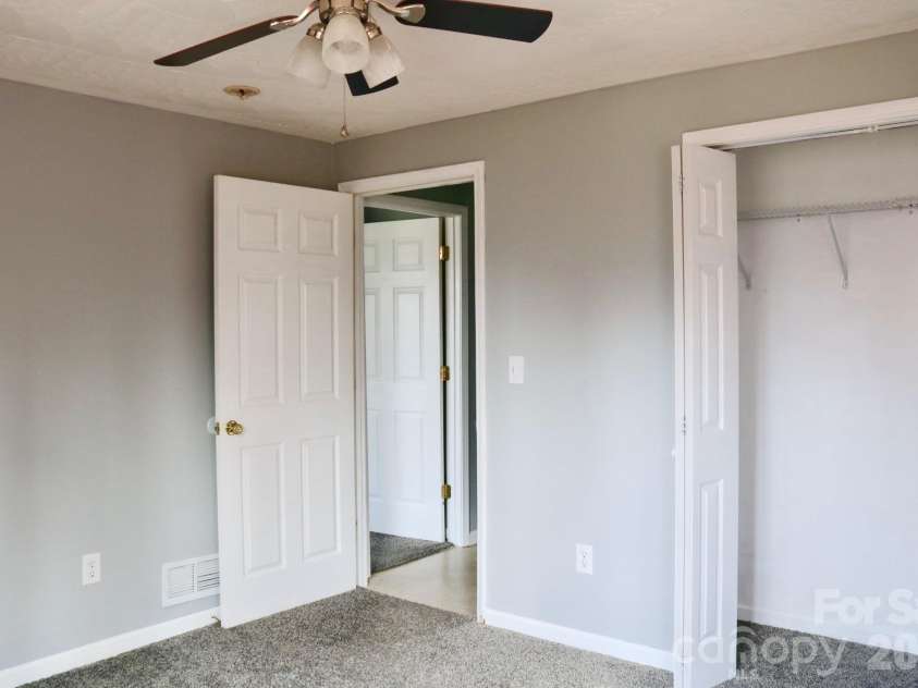 2280 19th Avenue, Hickory, NC 28601.  MLS# CAR4354216, YatesRealty ID 8021. Bedroom3