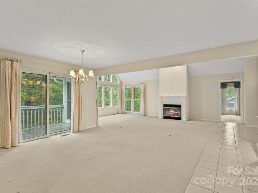 111 Broadmoor Drive, Flat Rock, NC 28731.  MLS# CAR4318278, YatesRealty ID 8022. 