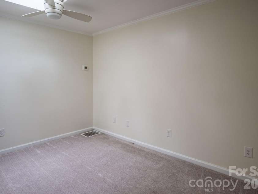 208 Island View Road, Mount Holly, NC 28120.  MLS# CAR4346292, YatesRealty ID 8022. 