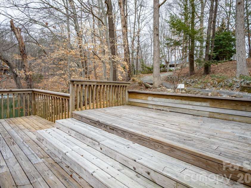 208 Island View Road, Mount Holly, NC 28120.  MLS# CAR4346292, YatesRealty ID 8022. 