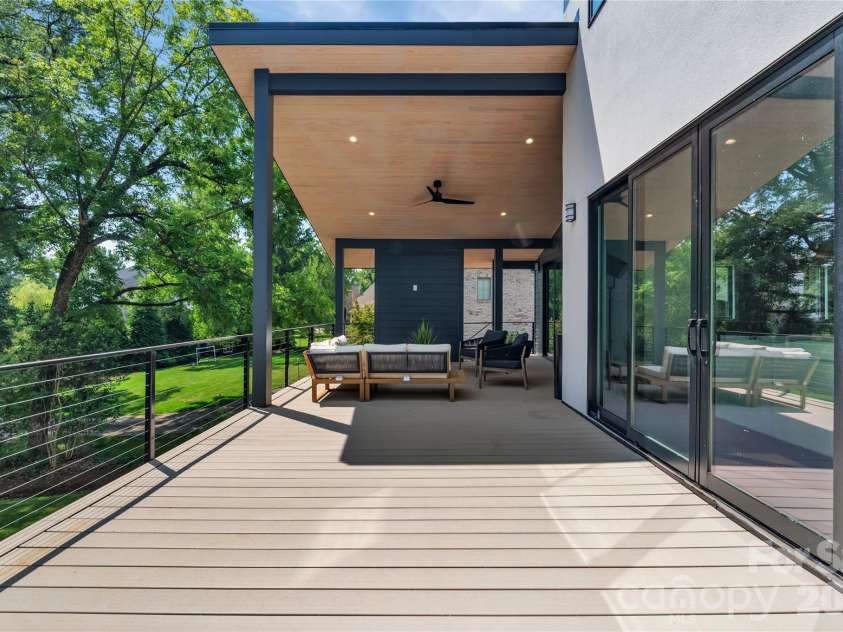 1423 Wendover Road, Charlotte, NC 28211.  MLS# CAR4251305, YatesRealty ID 8025. 