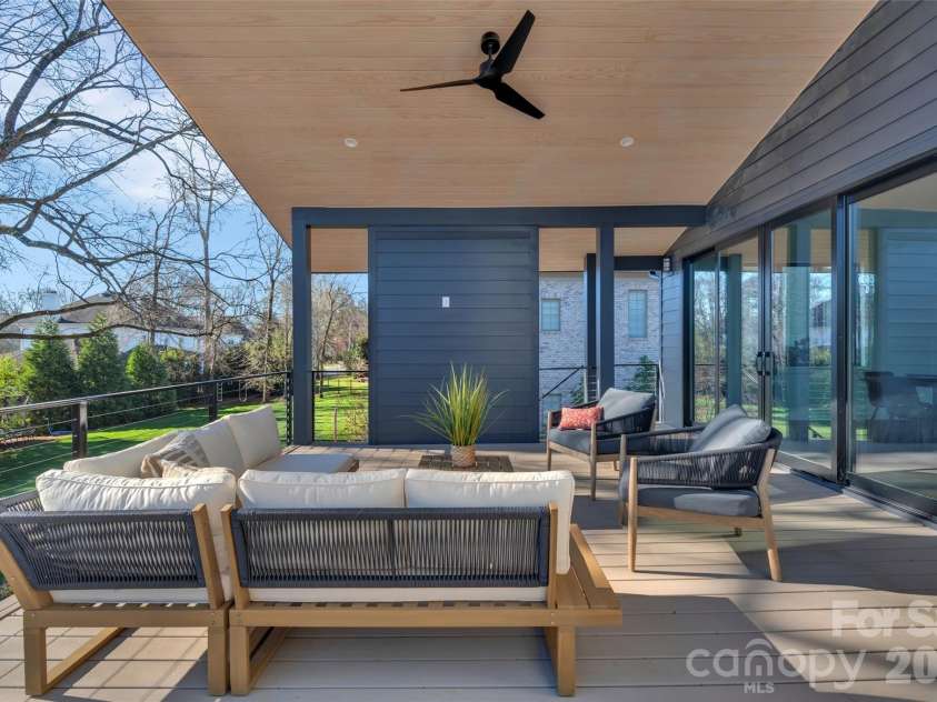 1423 Wendover Road, Charlotte, NC 28211.  MLS# CAR4251305, YatesRealty ID 8025. 