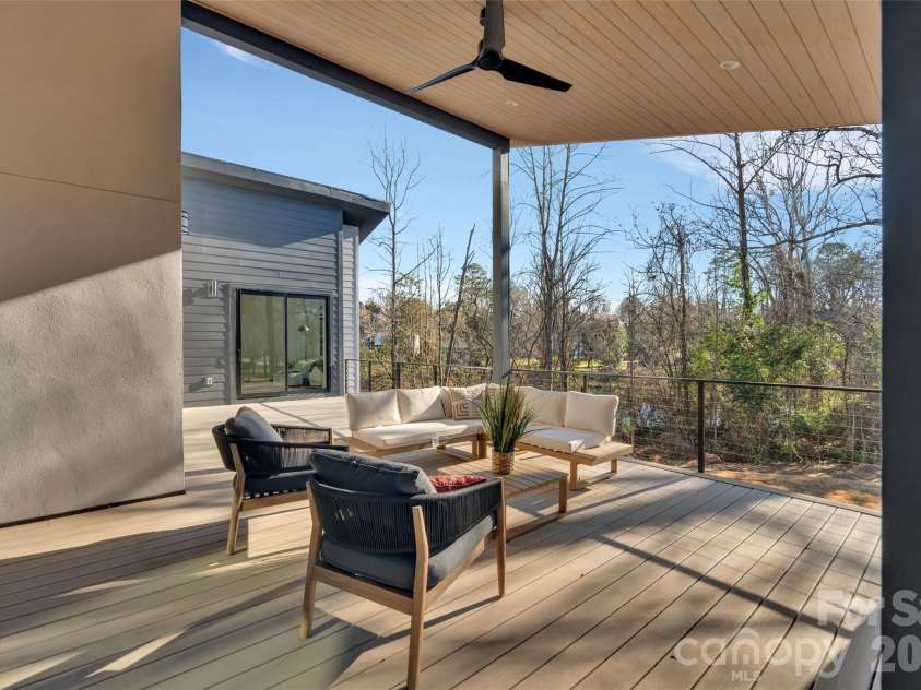 1423 Wendover Road, Charlotte, NC 28211.  MLS# CAR4251305, YatesRealty ID 8025. 