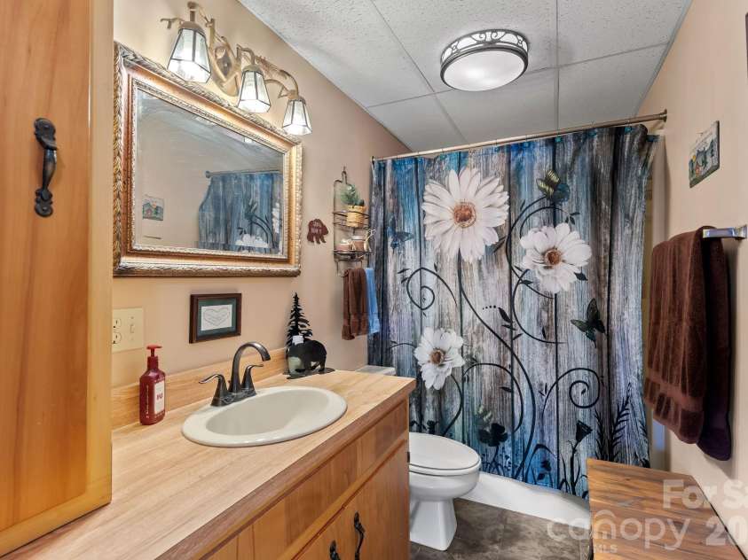 60 Little Creek Drive, Canton, NC 28716.  MLS# CAR4354255, YatesRealty ID 8025. 