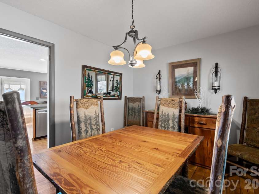 60 Little Creek Drive, Canton, NC 28716.  MLS# CAR4354255, YatesRealty ID 8025. 