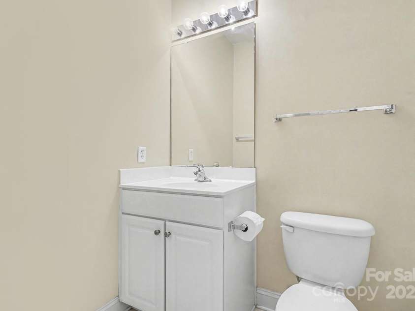 6812 Park Place Drive, Charlotte, NC 28262.  MLS# CAR4332820, YatesRealty ID 8027. 
