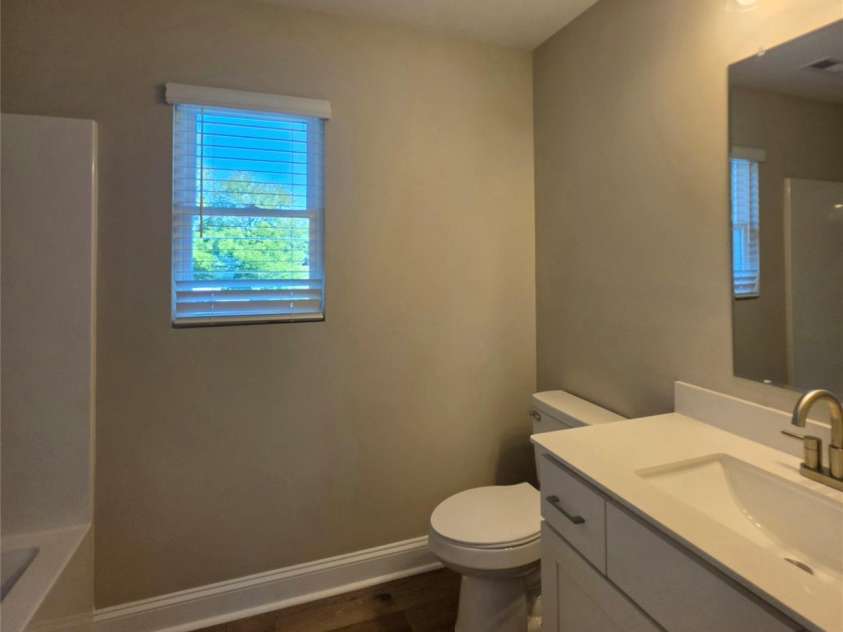 808 Long Street, Albemarle, NC 28001.  MLS# CAR4345635, YatesRealty ID 8028. 
