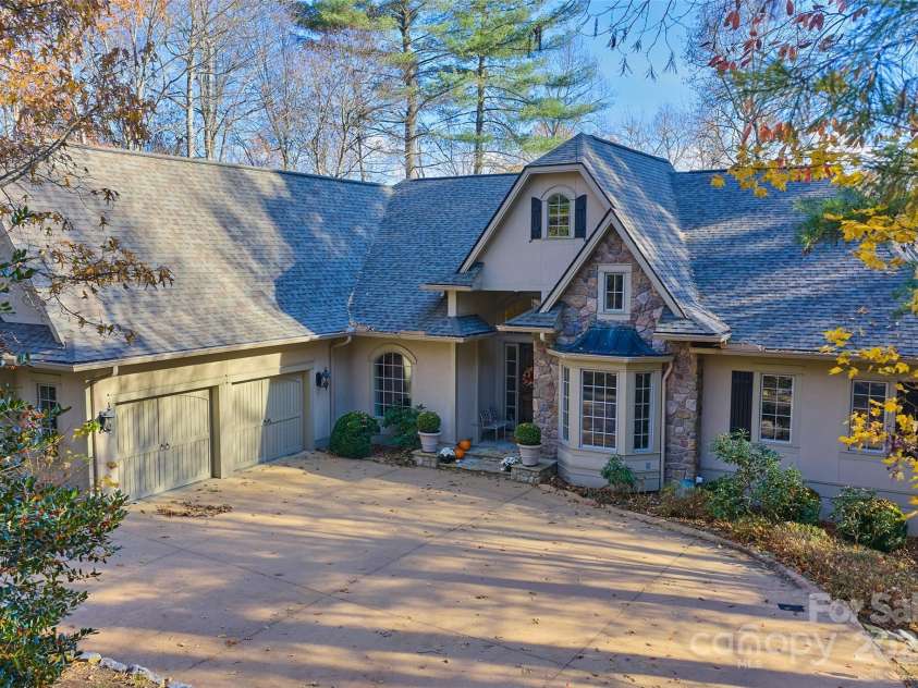 249 Pine Mountain Trail, Brevard, NC 28712.  MLS# CAR4321660, YatesRealty ID 803. 