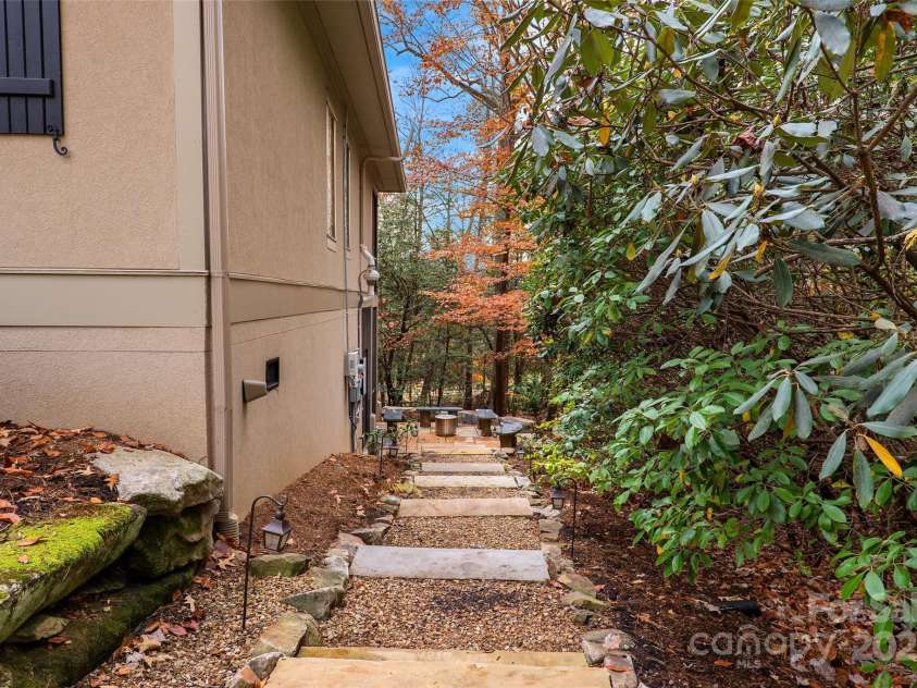 249 Pine Mountain Trail, Brevard, NC 28712.  MLS# CAR4321660, YatesRealty ID 803. 