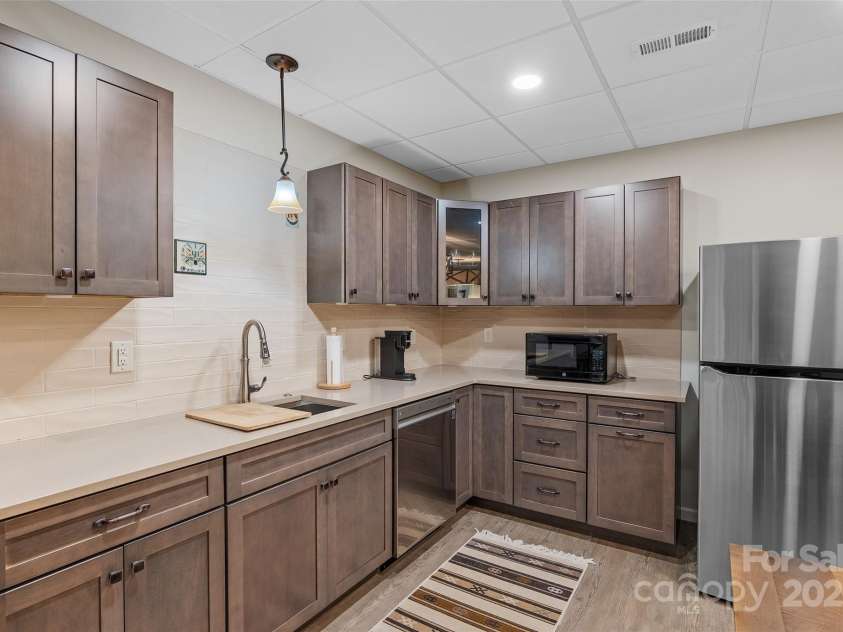 249 Pine Mountain Trail, Brevard, NC 28712.  MLS# CAR4321660, YatesRealty ID 803. 