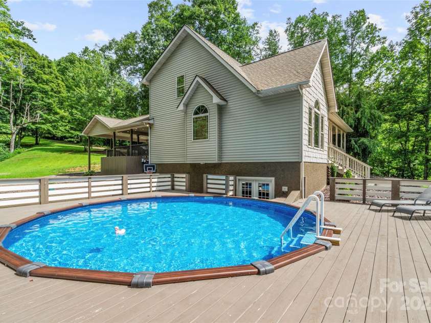 35 Lands End Drive, Burnsville, NC 28714.  MLS# CAR4221215, YatesRealty ID 803. Pool with full deck