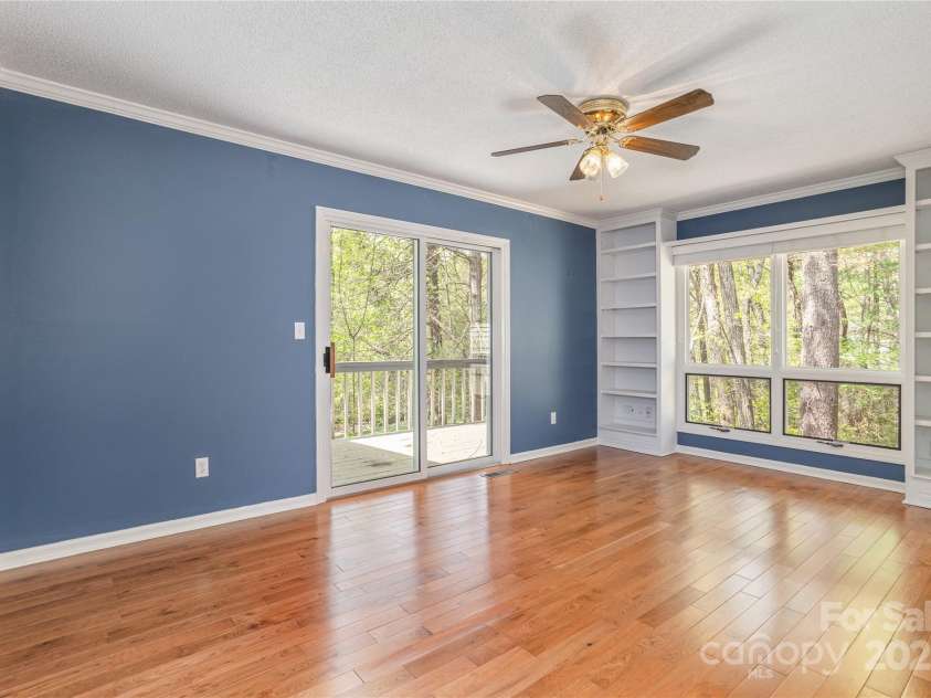 217 Fern Creek Drive, Flat Rock, NC 28731.  MLS# CAR4250806, YatesRealty ID 8031. 