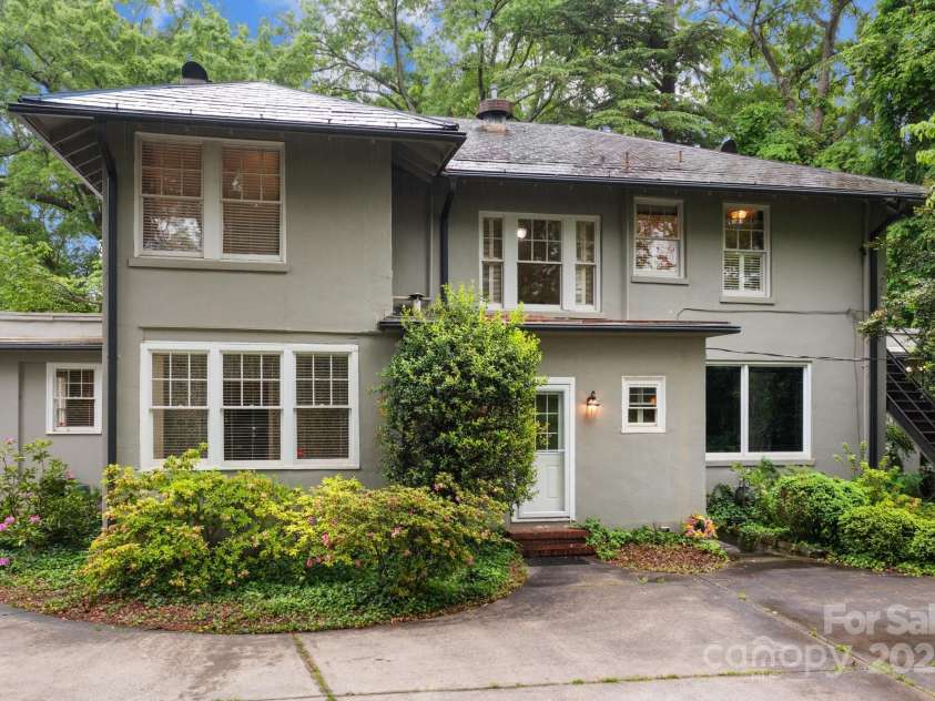 920 Queens Road, Charlotte, NC 28207.  MLS# CAR4251447, YatesRealty ID 8032. 