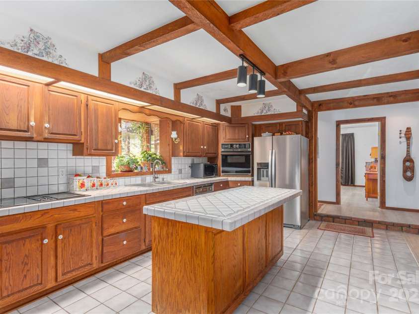 22 Waynewood Drive, Waynesville, NC 28786.  MLS# CAR4249792, YatesRealty ID 8033. 