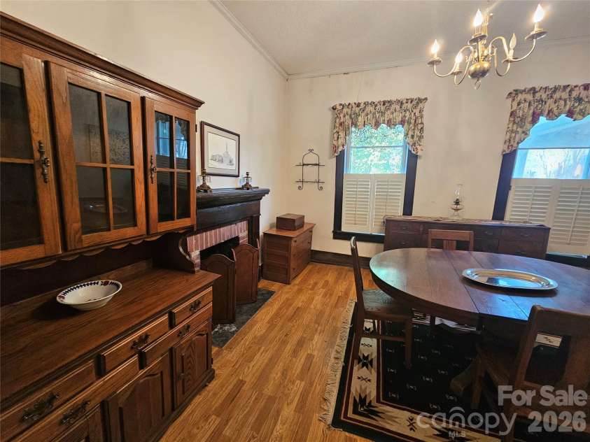 711 Chesterfield Avenue, Lancaster, SC 29720.  MLS# CAR4309503, YatesRealty ID 8033. 